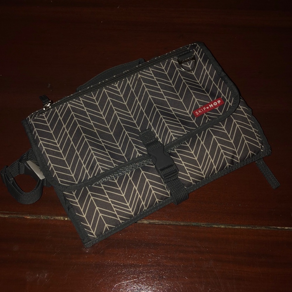 SKIP HOP Changing Pad
